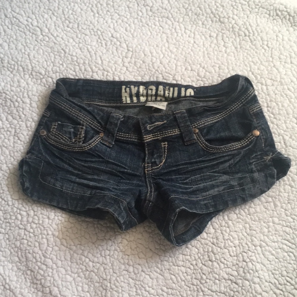 hydraulic shorts